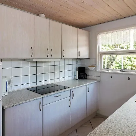 8 Person In Tatil Evi Hadsund